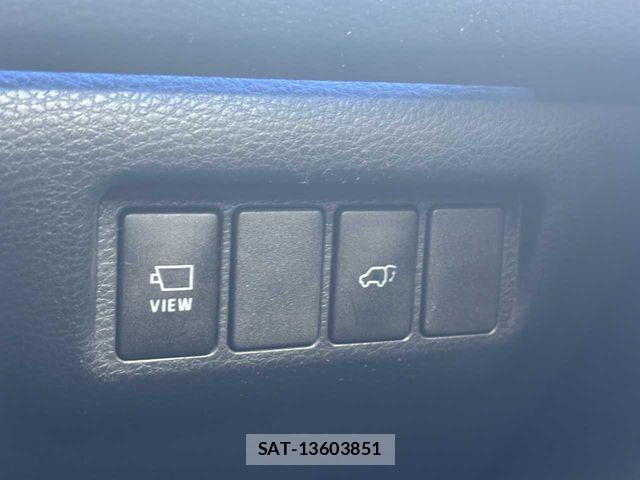 Toyota HARRIER 2014-08 8207734-12