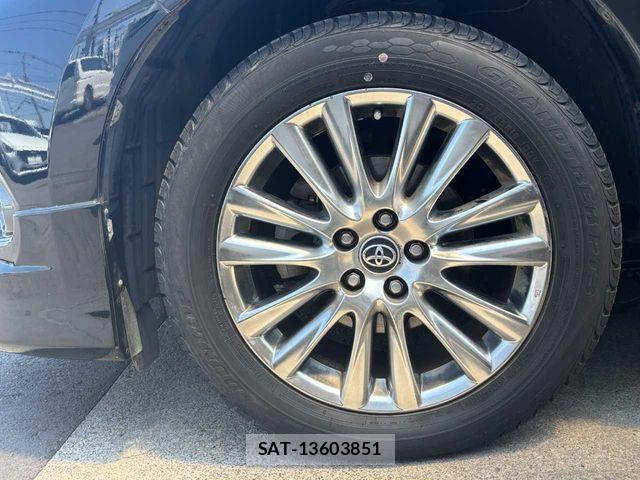Toyota HARRIER 2014-08 8207734-29