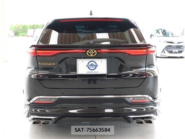 Toyota HARRIER 2022-12 8207730-25