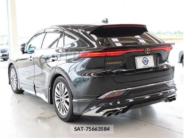 Toyota HARRIER 2022-12 8207730-26
