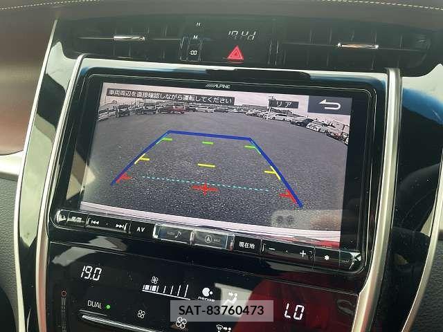Toyota HARRIER 2017-08 8230230-8