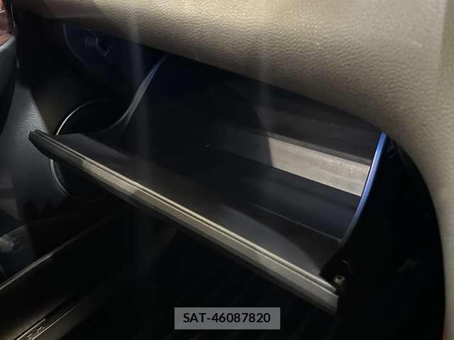 Toyota HARRIER 2014-10 8245318-24