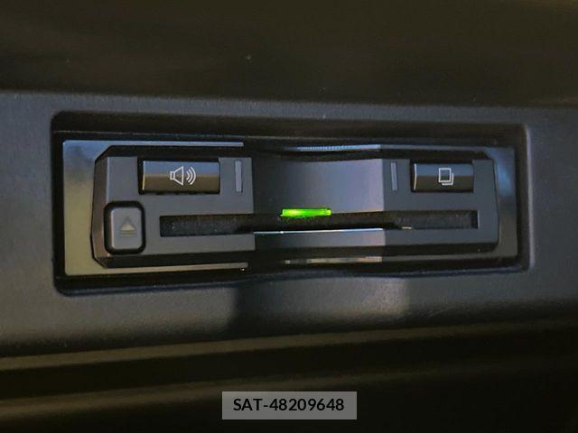 Toyota HARRIER 2018-03 8245315-9