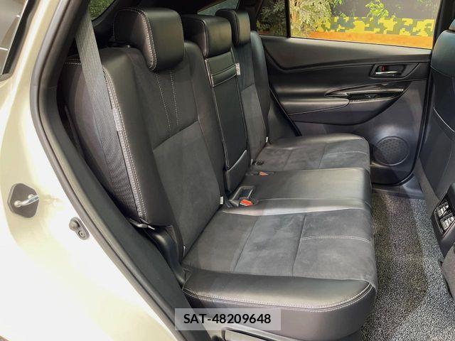 Toyota HARRIER 2018-03 8245315-11