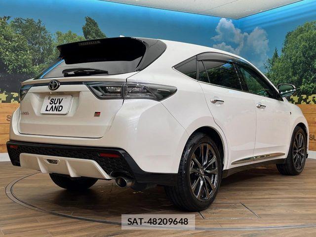 Toyota HARRIER 2018-03 8245315-18