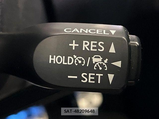 Toyota HARRIER 2018-03 8245315-6