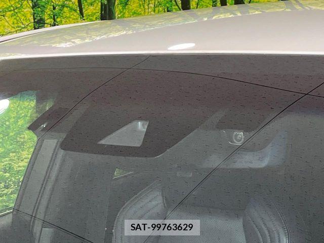 Toyota HARRIER 2021-09 8245314-4