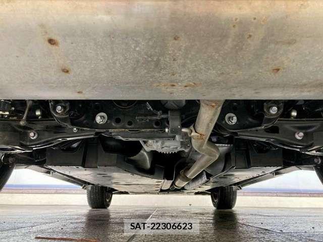 Toyota HARRIER 2023-04 8245313-5
