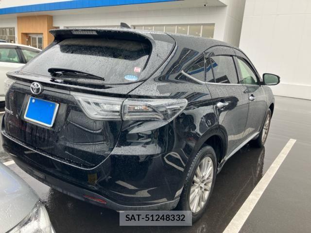 Toyota HARRIER 2015-11 8245320-3