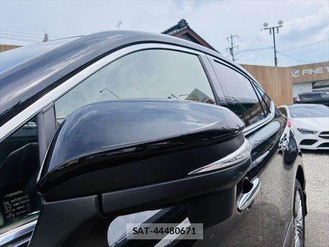 Toyota HARRIER 2020-09 8314657-26