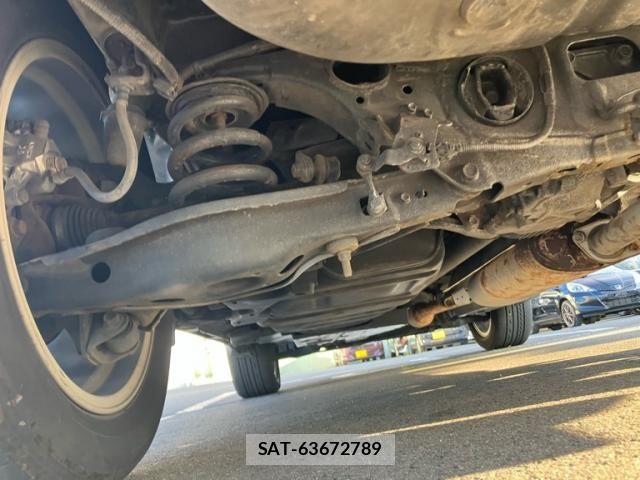Toyota HARRIER 2016-02 8366132-26