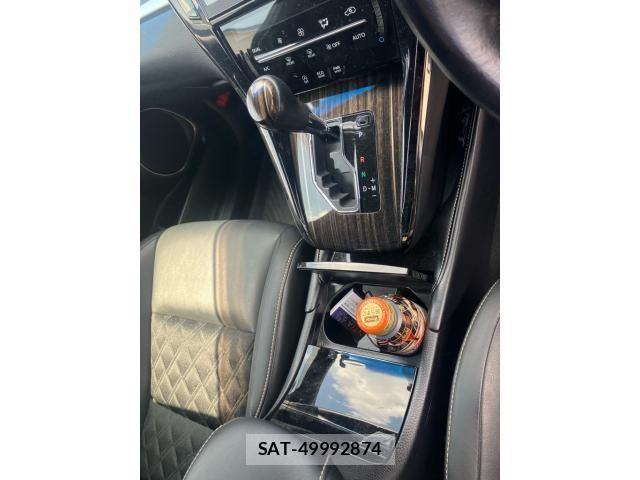 Toyota HARRIER 2015-09 8366134-15