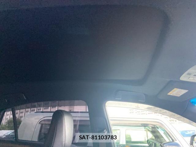 Toyota HARRIER 2017-09 8366135-12