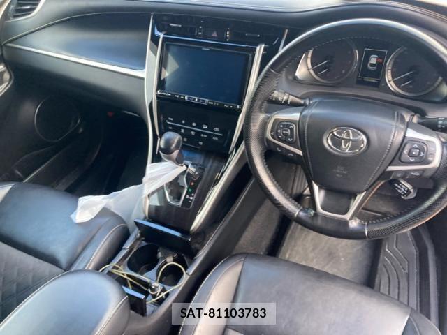Toyota HARRIER 2017-09 8366135-13