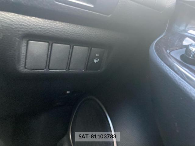 Toyota HARRIER 2017-09 8366135-19
