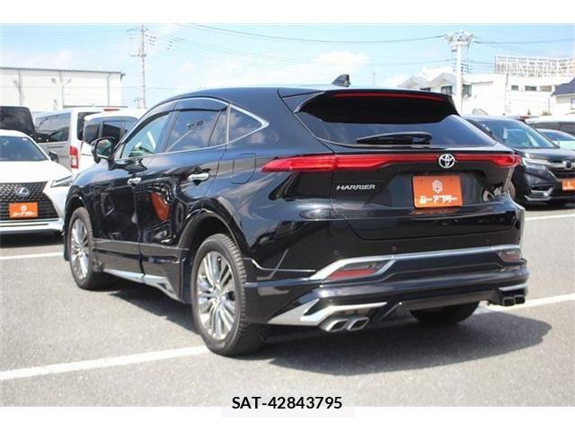 Toyota HARRIER 2020-08 8366129-11