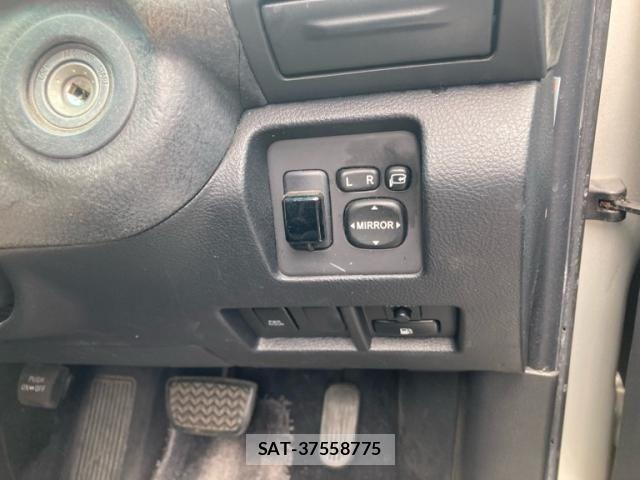 Toyota HARRIER 2006-11 8371705-11