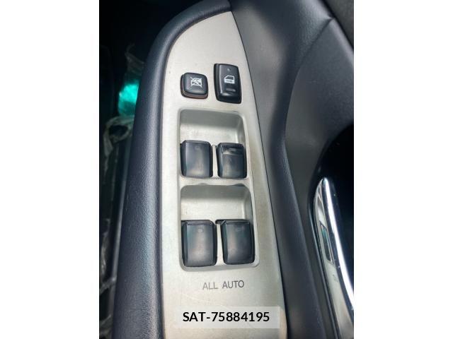 Toyota HARRIER 2003-10 8412684-19