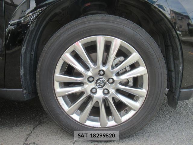 Toyota HARRIER 2017-11 8438184-24