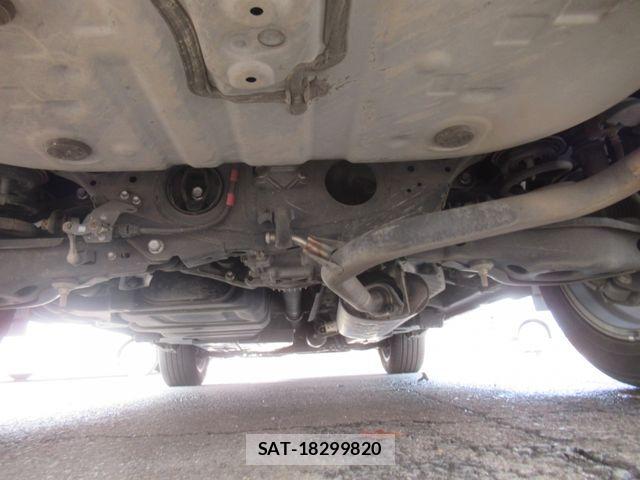 Toyota HARRIER 2017-11 8438184-27
