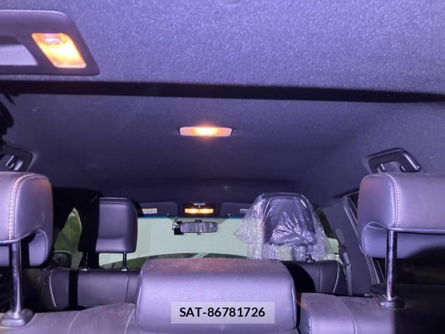 Toyota HARRIER 2014-09 8438185-19