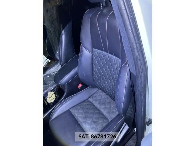 Toyota HARRIER 2014-09 8438185-20