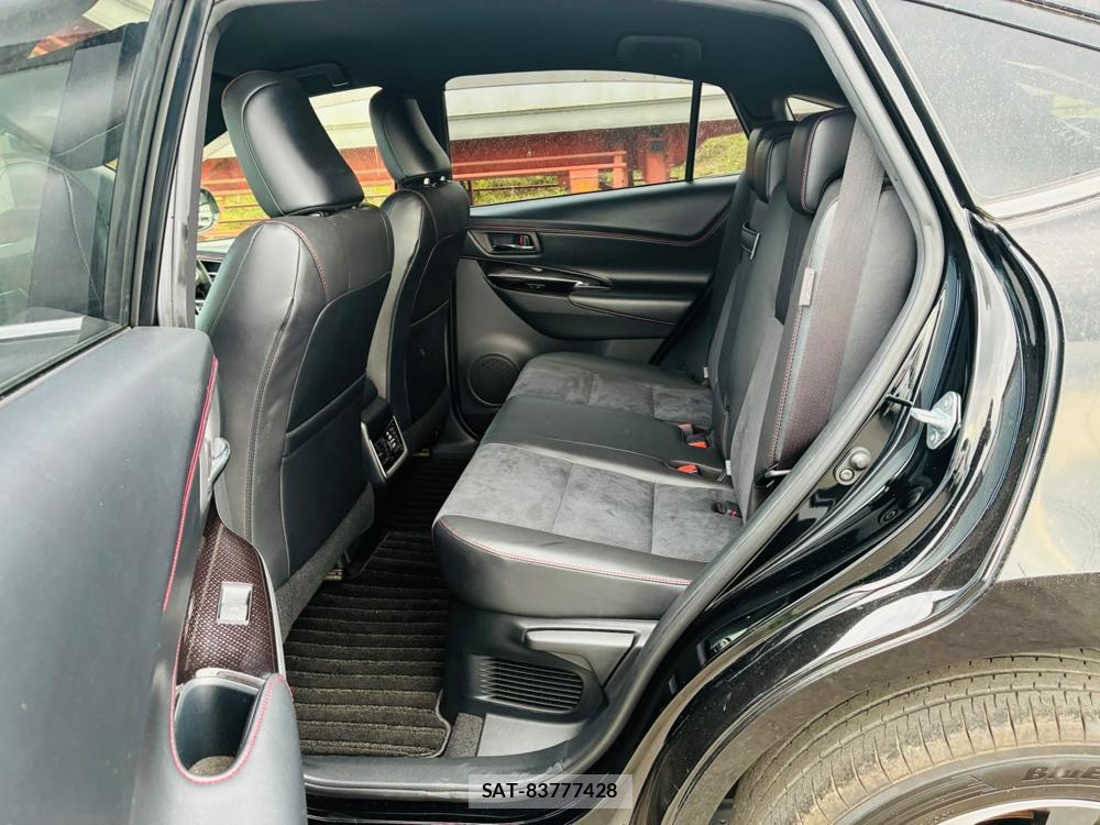 Toyota HARRIER 2019-06 8262098-9