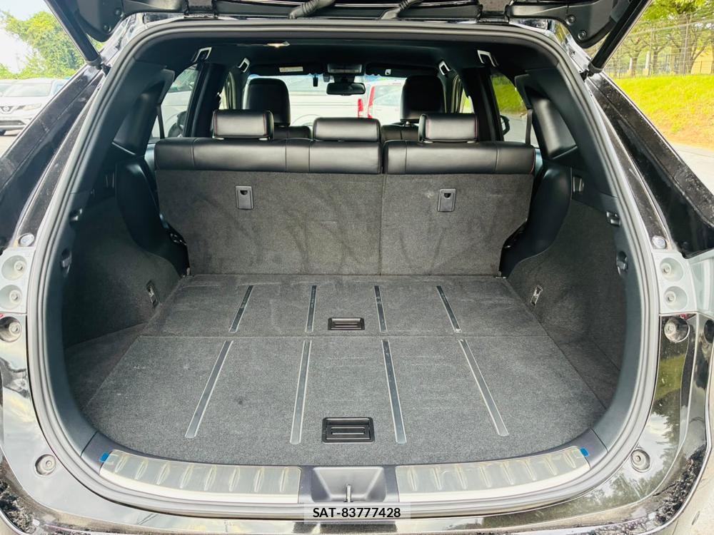Toyota HARRIER 2019-06 8262098-26