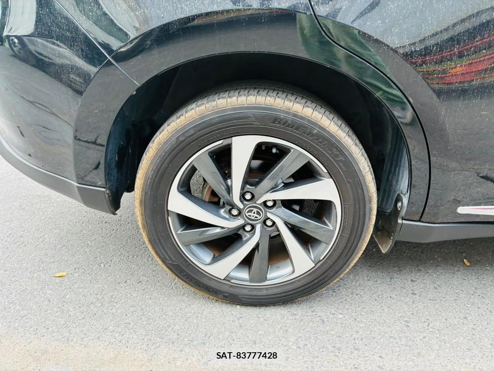 Toyota HARRIER 2019-06 8262098-28