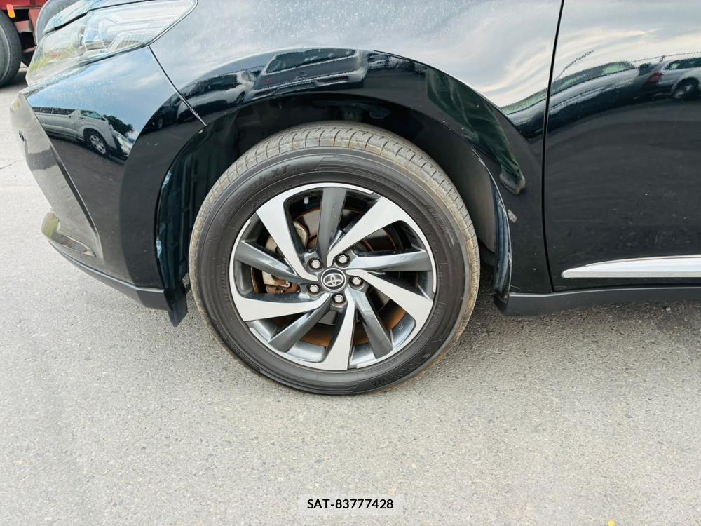 Toyota HARRIER 2019-06 8262098-30
