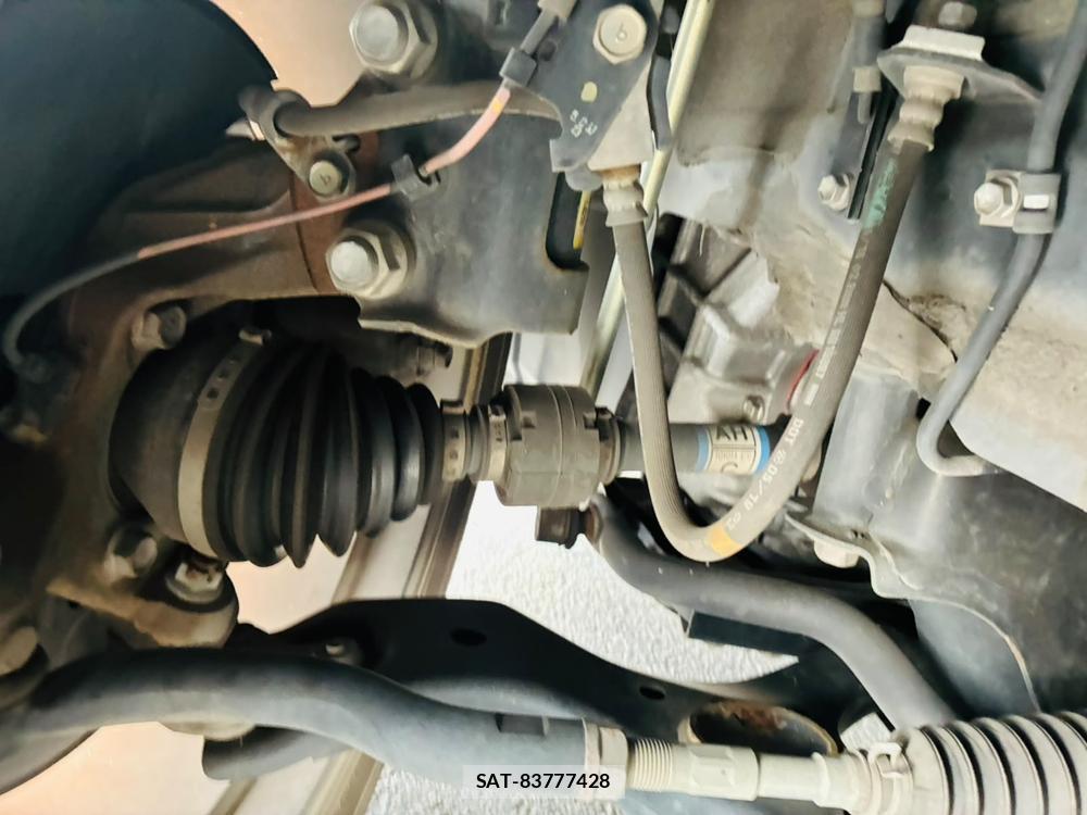 Toyota HARRIER 2019-06 8262098-34