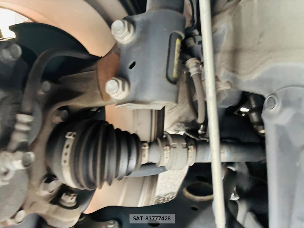 Toyota HARRIER 2019-06 8262098-35