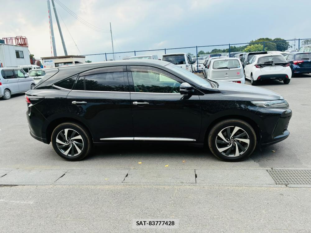 Toyota HARRIER 2019-06 8262098-5