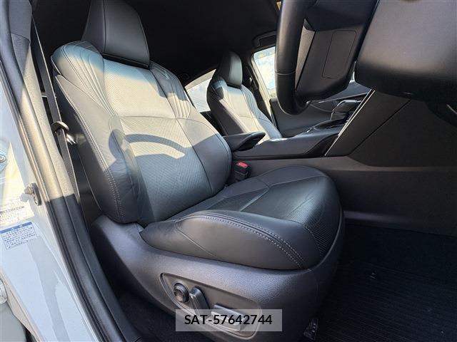 Toyota HARRIER 2021-07 8626970-17