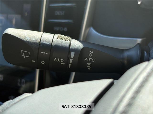 Toyota HARRIER 2014-11 8626973-18