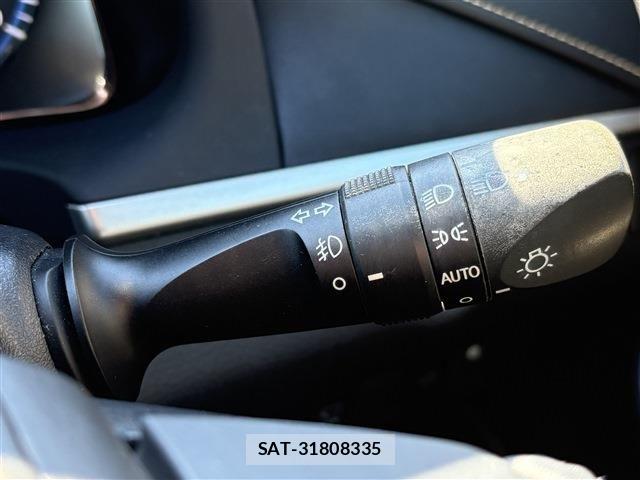 Toyota HARRIER 2014-11 8626973-22