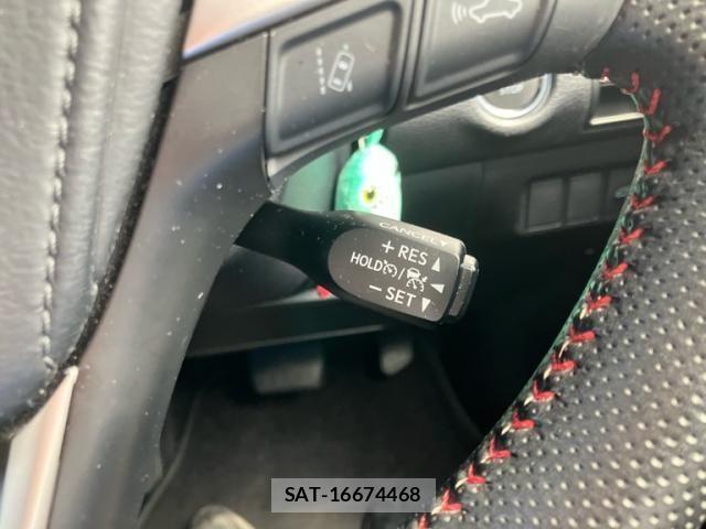 Toyota HARRIER 2018-10 8659325-17
