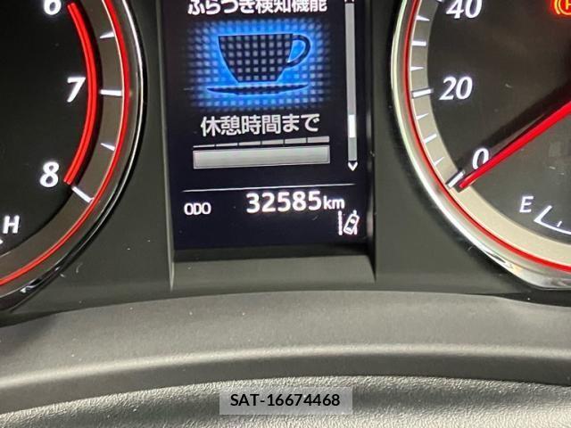 Toyota HARRIER 2018-10 8659325-19