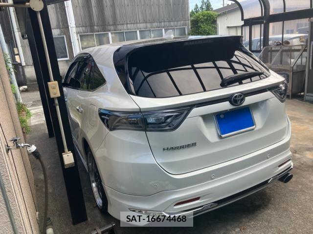Toyota HARRIER 2018-10 8659325-3