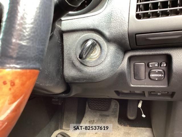 Toyota HARRIER 2005-11 8659328-17