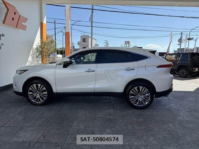 Toyota HARRIER 2021-11 8742487-11