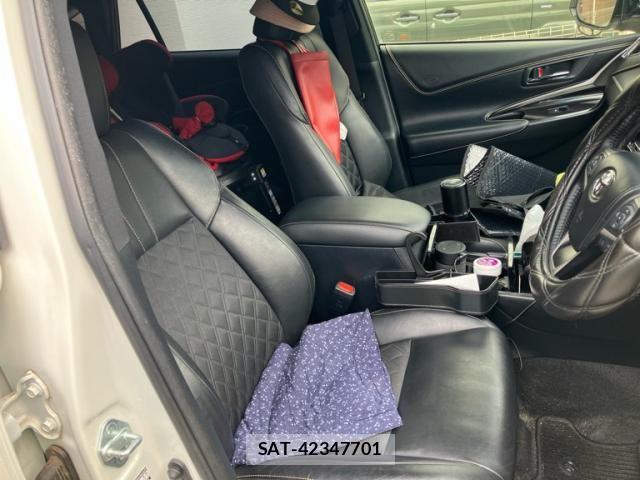 Toyota HARRIER 2019-07 8742486-11