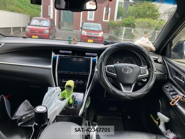 Toyota HARRIER 2019-07 8742486-13