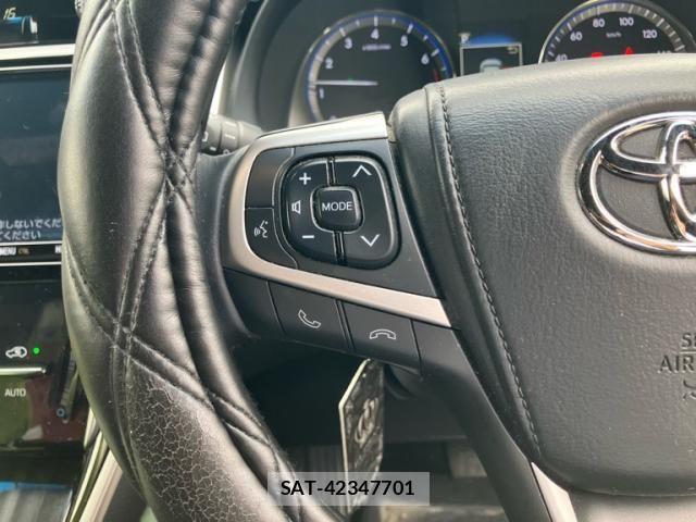 Toyota HARRIER 2019-07 8742486-16
