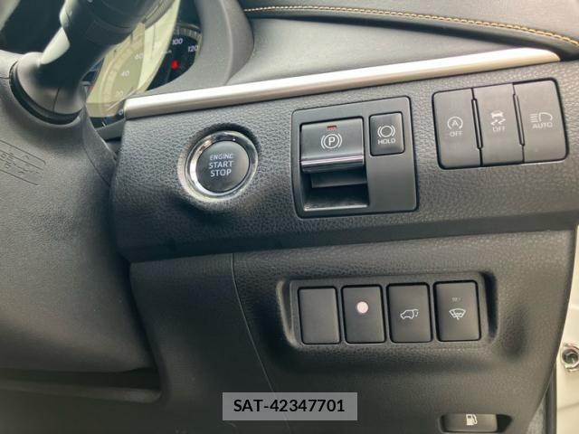 Toyota HARRIER 2019-07 8742486-17