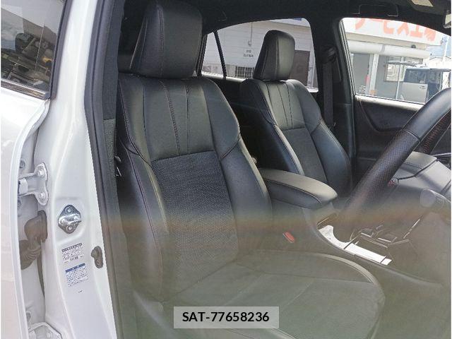 Toyota HARRIER 2017-10 8780453-8