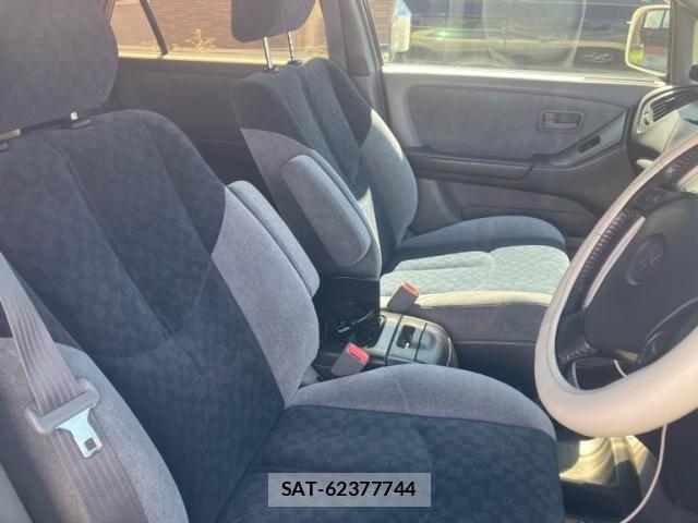 Toyota HARRIER 2000-07 8780456-15