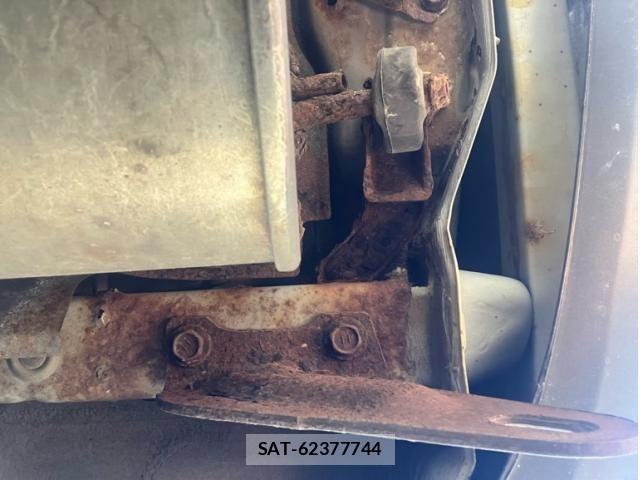 Toyota HARRIER 2000-07 8780456-24