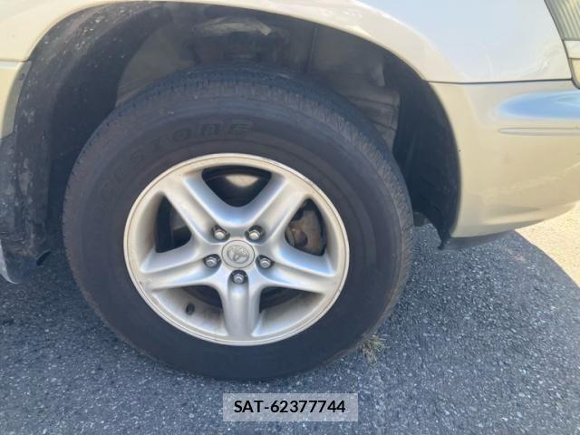Toyota HARRIER 2000-07 8780456-5
