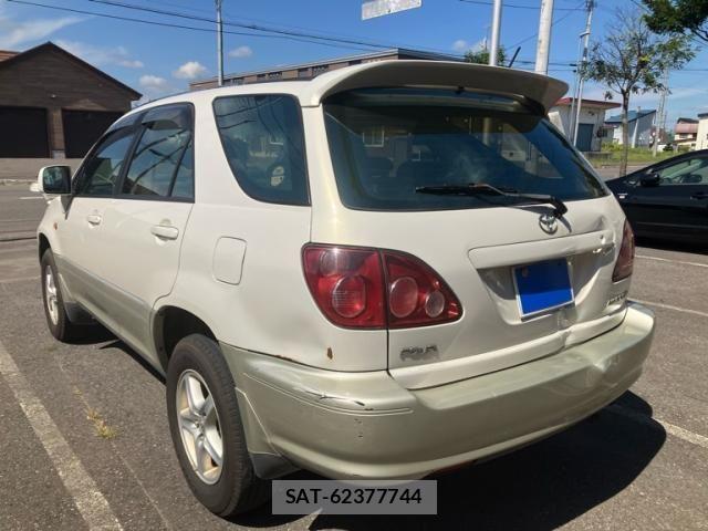 Toyota HARRIER 2000-07 8780456-8